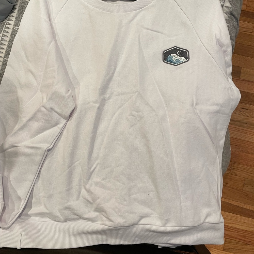 ZYIA White Mountain Patch Crewneck Sweatshirt